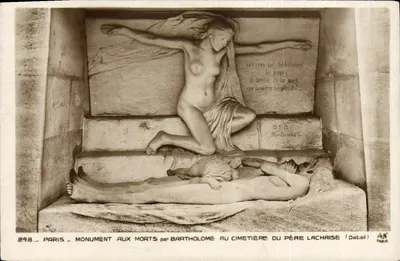 Monumento aos Mortos — detalhe da escultura — por Bartholomé no cemitério do Père Lachaise (Paris)