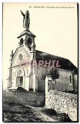 Argenton - Capela da Boa Senhora — estátua da Virgem no topo da torre