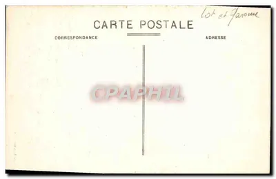 Argenton - Capela da Boa Senhora — estátua da Virgem no topo da torre — Verso