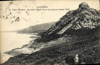 Bilhete postal antigo Landemer Le Castel Vendon também chamado de Grand Castal