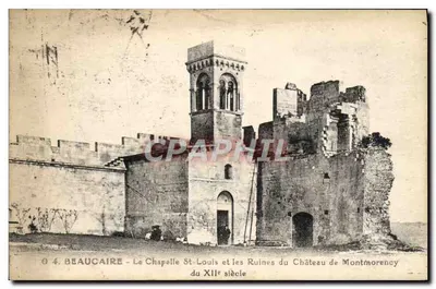 Beaucaire - A Capela de São Luís e as Ruínas do Castelo de Montmorency do Século XII