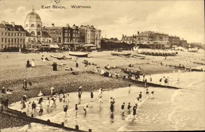 East Beach, Worthing — vista da praia e da margem do mar — Tuck's Post Card, série 'Sepia' n°18