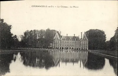 Courances (S.-et-O.) — O Castelo — O Espelho