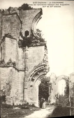 Ruínas da antiga Abadia dos Agostinhos — Charente — La Couronne — n°2197