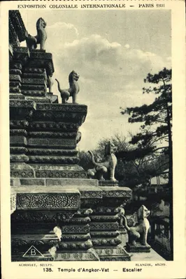 Templo de Angkor-Vat — Escada — Exposição Colonial Internacional — Paris 1931 — Auberlet, Escult. — Blanche, Arqs.