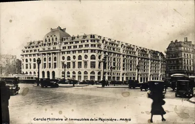 Cercle Militaire e Edifícios da Pépinière — Paris