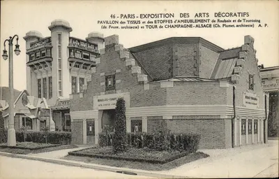 Paris - Exposition des Arts Décoratifs - Pavillon des Tissus et des Étoffes d'Ameublement de Roubaix et de Tourcoing (de Feure, architecte) et Tour de Champagne-Alsace (Ch. Plumet, architecte) - A. P.