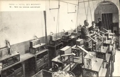 Paris — Hôtel des Monnaies — Salle des balances automatiques — Photo D. Longuet, ESO, Paris