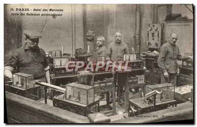 Paris - Hôtel des Monnaies - Salle des Balances automatiques — L. Baslé phot. édit. - Robionson & Cie