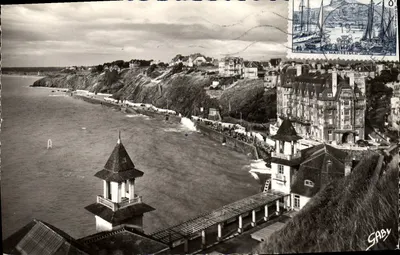 Granville (Manche) — Plaża przy pełni morskiej — Wydawnictwo Gaby