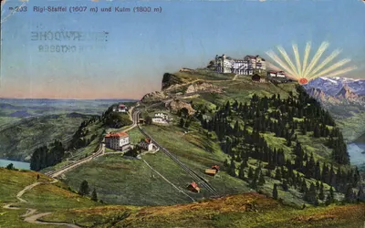 Rigi-Staffel (1607 m) i Kulm (1800 m) — panoramiczny widok z budynkiem na wzgórzu i zasnieżonymi górami — wydawca 'ZERWÖCHE' nr 203