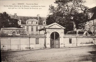 Rennes - Faculté de Droit — Ancien Palais épiscopal de St-Melaine, transformé en Faculté de Droit en 1911