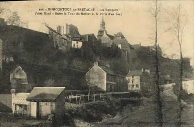 Moncontour-de-Bretagne — Os Muros (lado Norte — Entre a Torre do Moineto e a Porta de Baixo) — Coleção Lendlen-Ravalac, em Moncontour