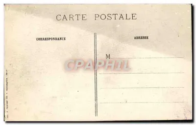 Ypres - La tour des Halles et dans le fond celle de St-Martin — R.P. Paris, n° 206 — Rewers