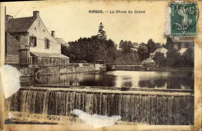 Bilhete postal antigo Hirson La Chute Du Gland