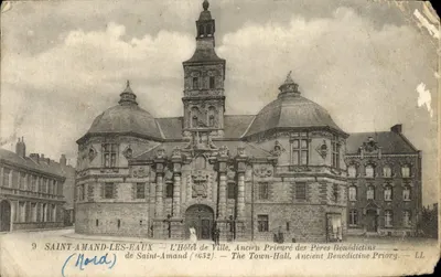 Saint-Amand-les-Eaux — O Hotel de Ville, Antigo Priorado dos Padres Beneditinos (1652) — LL