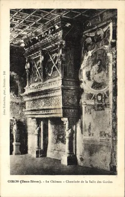 Oiron (Deux-Sèvres) - O Castelo - Lareira da Sala dos Guardas