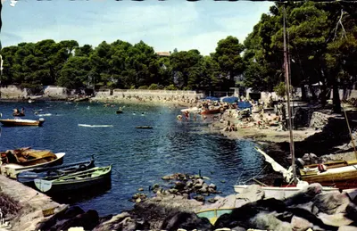 A Corniche d'Or — Arredores de Saint-Raphaël (Var) — Edições Mexichu