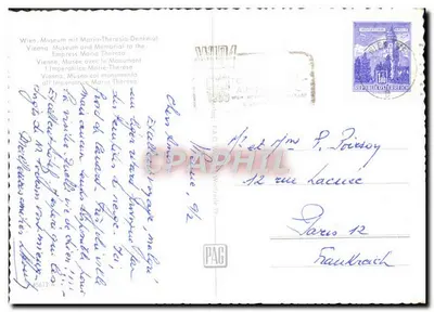 Vienna - Museum with Maria-Theresa Memorial — ornate building with domes and equestrian statue, printed by 'CPAPHIL' and numbered '45612/4' — Verso