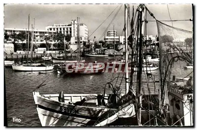 Port — Royan — Tito