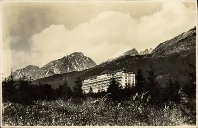 Nový Smokovec — Palácio do Sanatório Dr. Szontagh — Vysoké Tatry