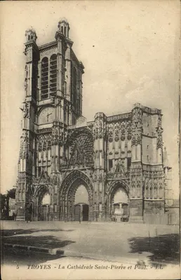 Troyes - La Cathédrale Saint-Pierre et Paul - LL
