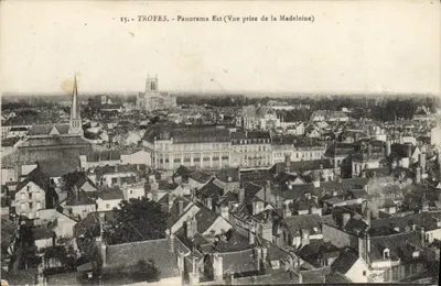 Troyes - Panorama Est (Vue prise de la Madeleine) — Collection M. d' — n°15