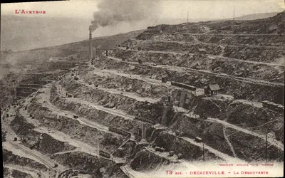 Decazeville — A Descoberta — holótipo abouche Perra Toulouse — n° 79 bis