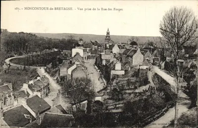 Moncontour-de-Bretagne — Vista tirada da Rue des Forges — Coleção Lequien-Baude