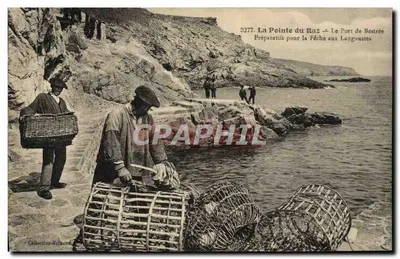 La Pointe du Raz — Le Port de Beststrée — Préparatifs pour la Pêche aux Langoustes — Collection Véronèse