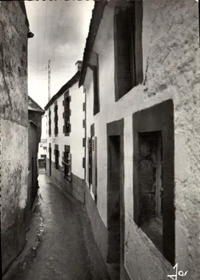 Rue Saint-Guénolé — Ile de Sein (Finistère) — Edições d'Art Jos de Daré, Châteaulin