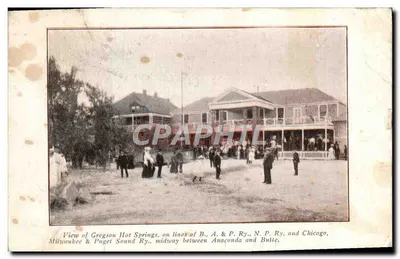 Gregson Hot Springs — vue des bâtiments et des voyageurs — éditeur non visible