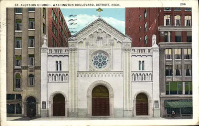 Église Saint-Aloysius — façade ornée de rosace et de statues — éditeur DETROIT NEWS CO. n°296