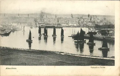 Aberdeen — vista do porto com barcos a vela — Valentines Series