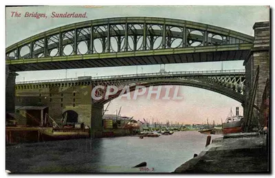 Les Ponts, Sunderland — vista dos pontes metálicas sobre o rio — editor Hartmann, série G