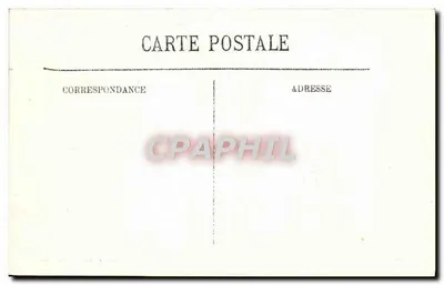Col de Ceyssat — Estrada pavimentada acessível a automóveis conduzindo ao observatório do Puy de Dôme — editor não visível — Verso