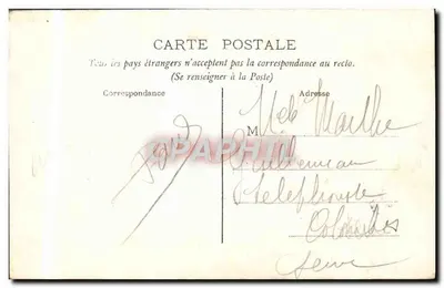 Kasteel van Mouchy-le-Châtel — Uitzicht genomen vanaf het Park — L'H. Paris — Achterkant