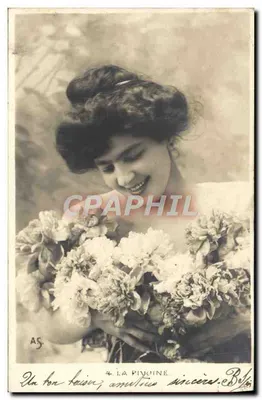 La Pinoine — Sujet: jovem mulher sorridente segurando um buquê — editor AS, n°4