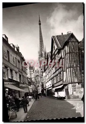 Rouen — Velhas casas e ponta da Catedral — Les Éditions d'Art, Paris