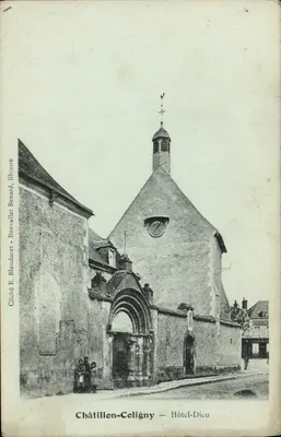 Châtillon-Coligny — Hôtel-Dieu — Cliché E. Blanduet-Bonvallet, livreiro
