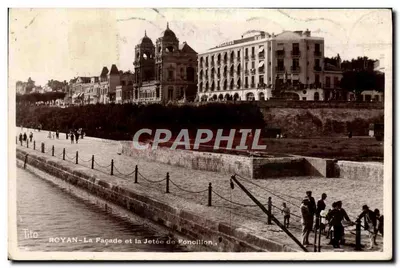 Royan — Façada i Przystań Foncillon — Tito