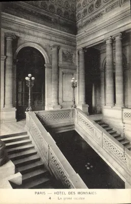 PARIS — HOTEL DES MONNAIES — O grande escadaria — D.A.L. repod. merdile