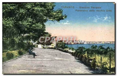 Taranto — Jardim Peripato — Panorama da velha Cidade