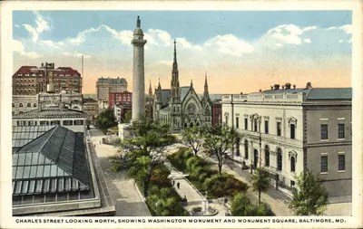 Bilhete postal antigo Visão da Charles Street olhando para o norte mostrando o Monumento de Washington e o Square do Monumento em Baltimore