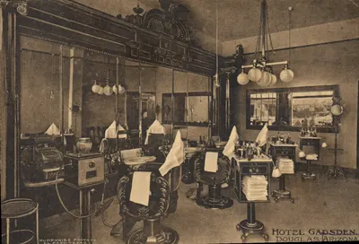Sala de cabeleireiro — Hotel Gadsden, Douglas, Arizona — Humphries Photo Co., El Paso, Texas