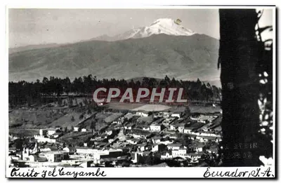 Tuito y el Cayambe — vista panorâmica — Équateur, S.A.