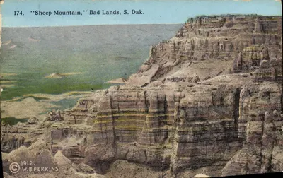 Montanha de Ovelhas, Bad Lands, S. Dak. — vista panorâmica — W.B. PERKINS, n° 174
