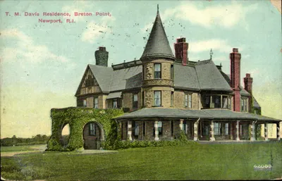 T. M. Davis Residence, Breton Point — maison en pierre avec tourelle conique et cheminée en brique, éditeur non visible, n° de série 62089