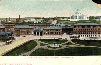 Station & Capitole de Providence — vue panoramique avec fontaine — éditeur T. F. & T. J. Hayden, n° S. 192
