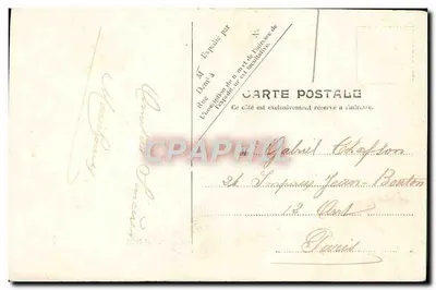 Jeune femme tenant une bougie — portrait photographique — éditeur Thomassin, Paris — Verso